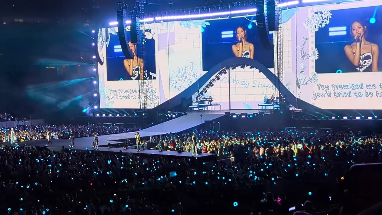230706 TWICE Live @ Metlife Stadium, New Jersey (New York) - CRAZY STUPID LOVE