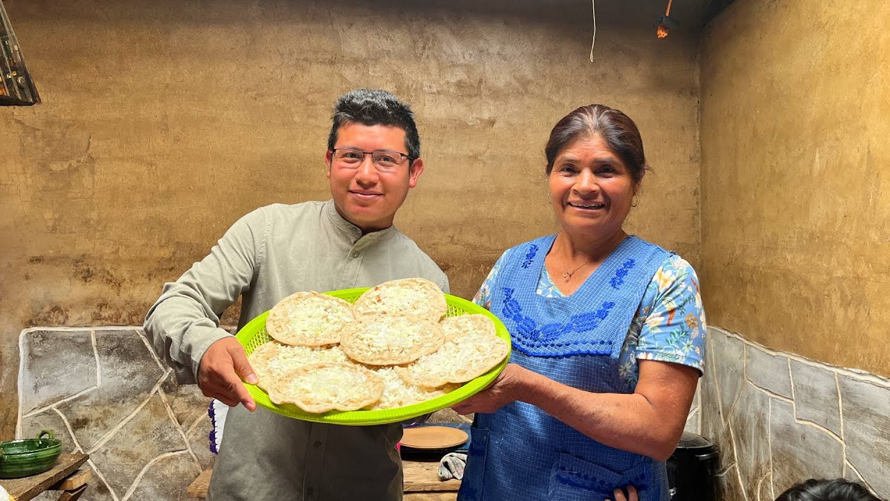 Celebro el cumpleaños de Efraín con unos antojitos oaxaqueños, final con una gran sorpresa