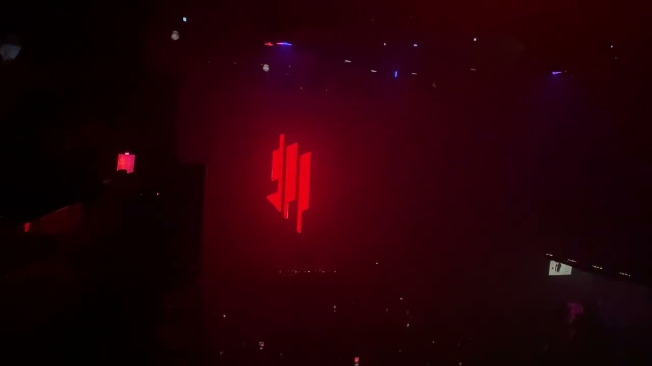 Skrillex - Leave Me Like This (Live at ONYX Bangkok 2023)
