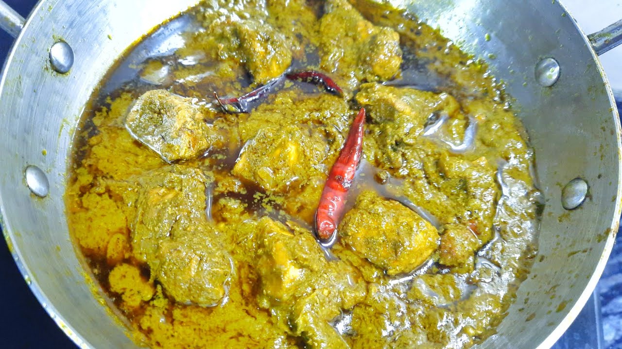 শীতের আমেজে ঝাল ঝাল পালং চিকেন খাওয়ার মজাই আলাদা || Palak Chicken Recipe 