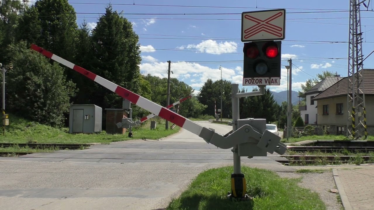 železniční přejezd Lisková zastávka