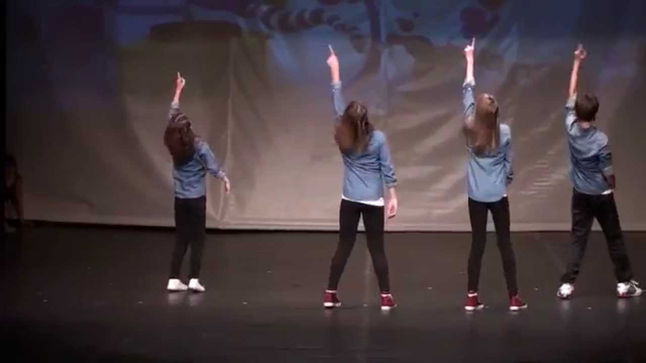 Hip hop skupina plesni klub Ples plus