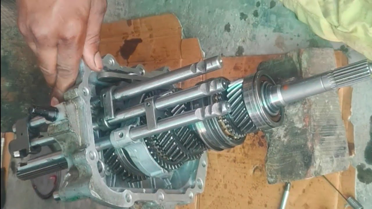 Tata intra v30 full gear repair. टाटा इंट्रा v30 फुल गियररिपेयरिंग|