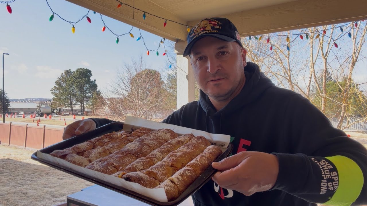 Tragedie în America: S-a prăbușit Avionul cu Prim-Ministru, Nicușor Dan🆘❓La o Plăcintă cu Dovleac🥮