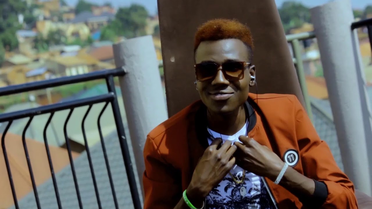 Mar sente ngo (official)video  Elton loverboy and Dr ckaybeez