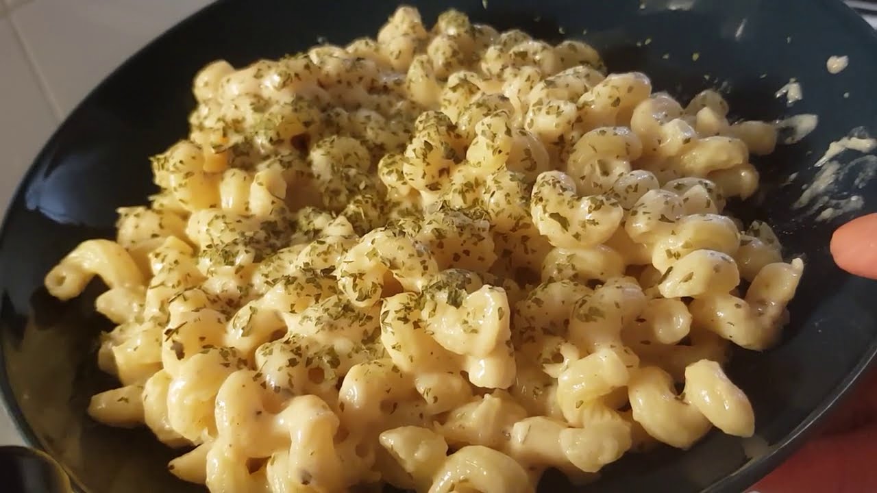 PÂTE A LA CRÈME AVEC 3 INGRÉDIENTS