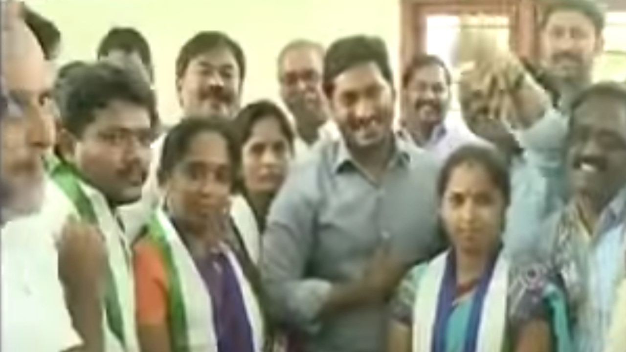 TDP Corporators Joins YSRCP in YSR Kadapa