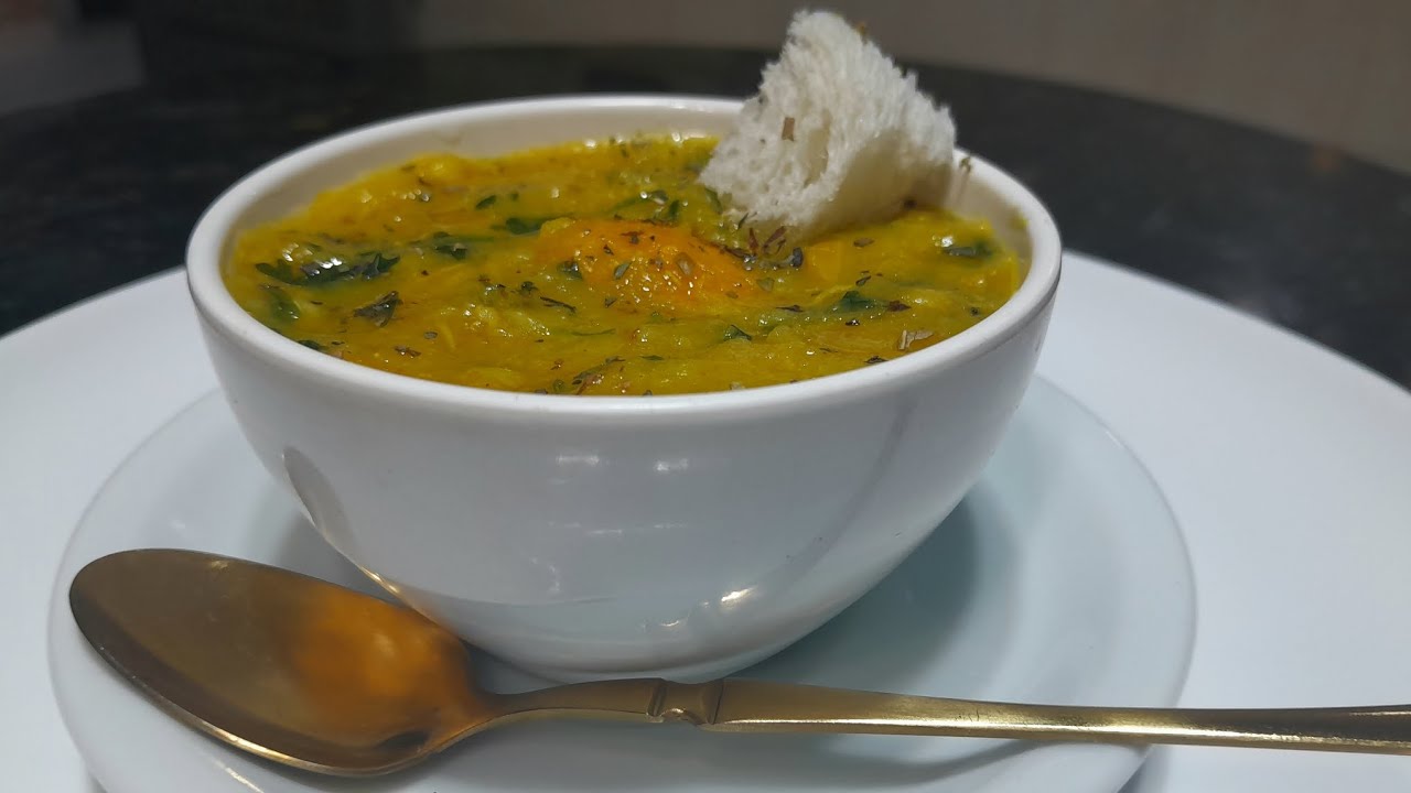 Sobras de arroz # 5 sopa com pequi e frango 