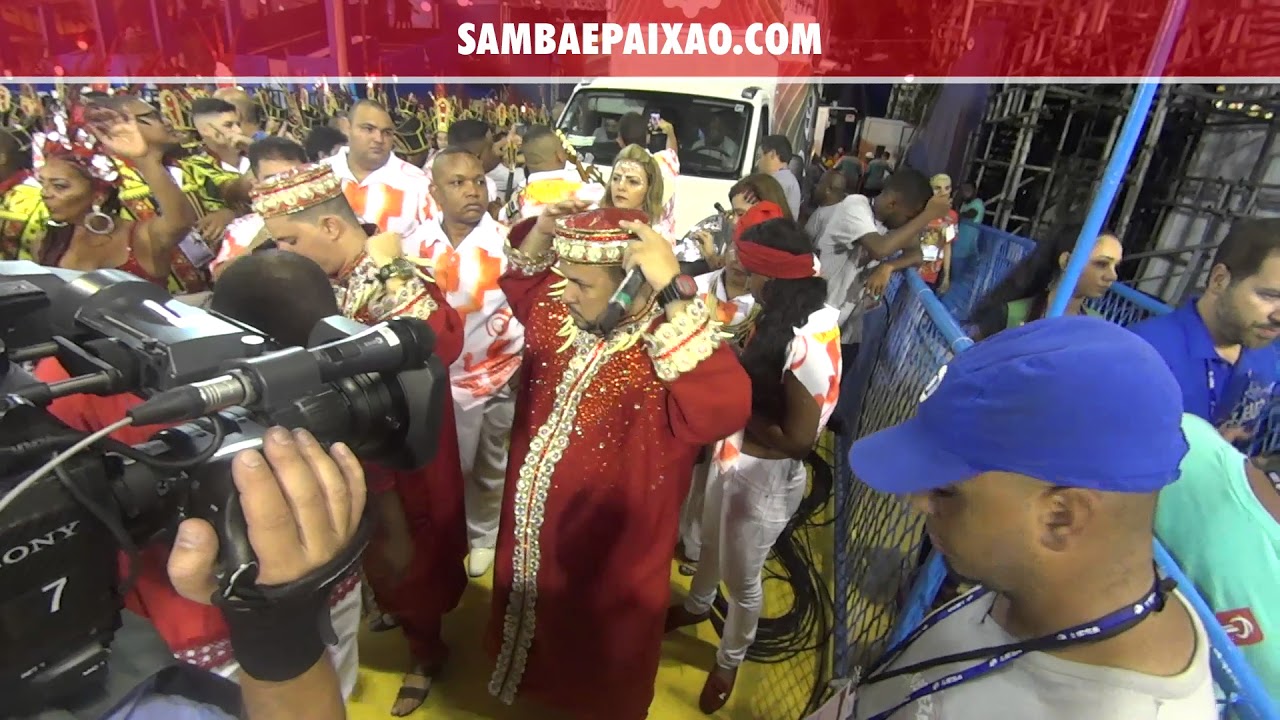 Carnaval 2018: Unidos de Bangu - Início de Desfile