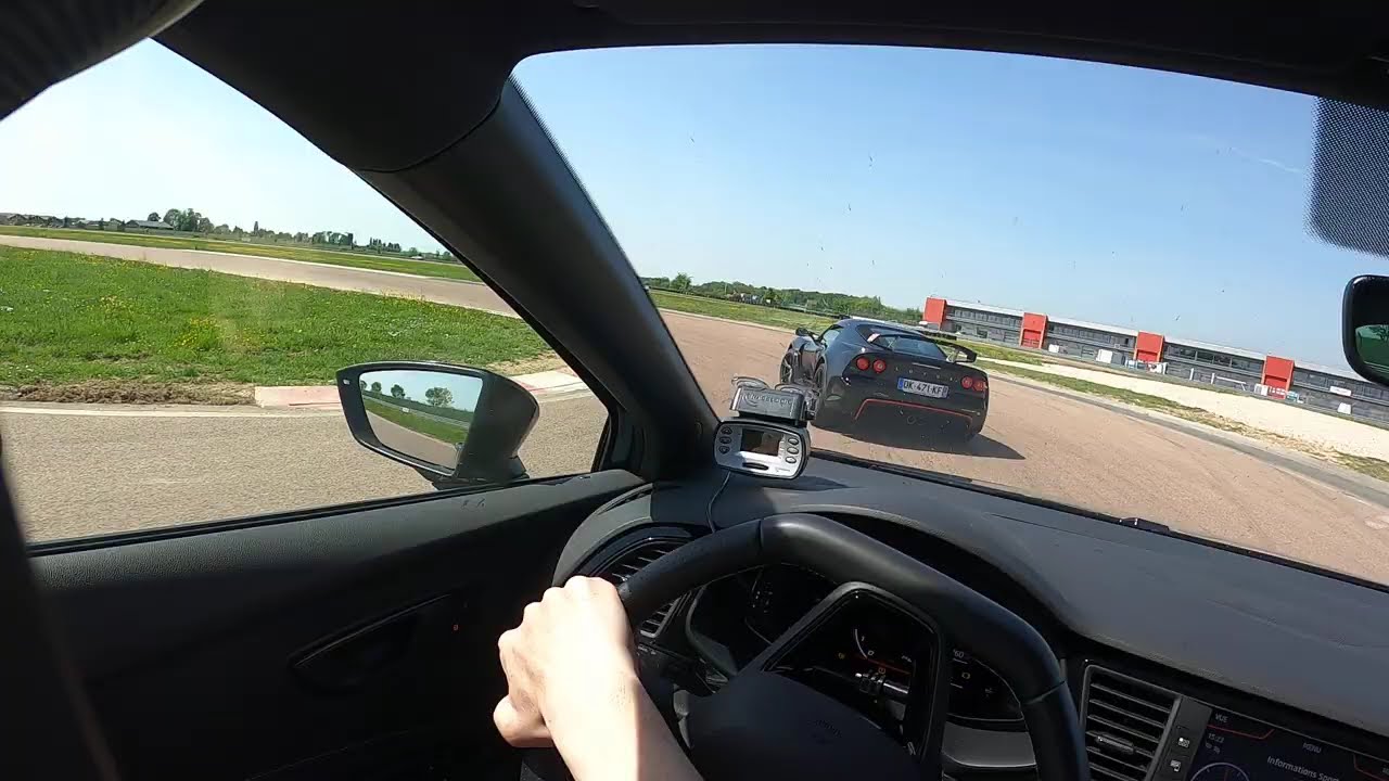 LA FERTE GAUCHER | SEAT LEON CUPRA 5F + LOTUS EXIGE V6 350 | 03/05/2025