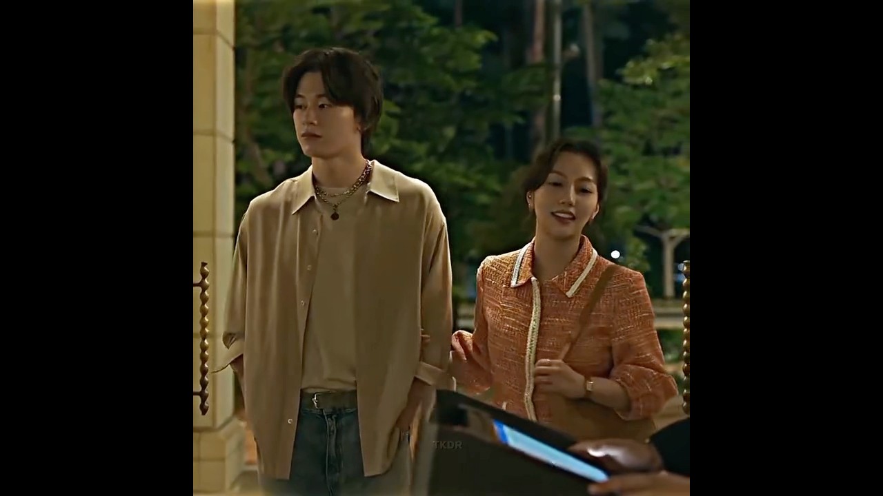He noticed she wasn&rsquo;t ok&hellip;New in Spirit fingers #chawoomin #kimyoojung #spiritfingers