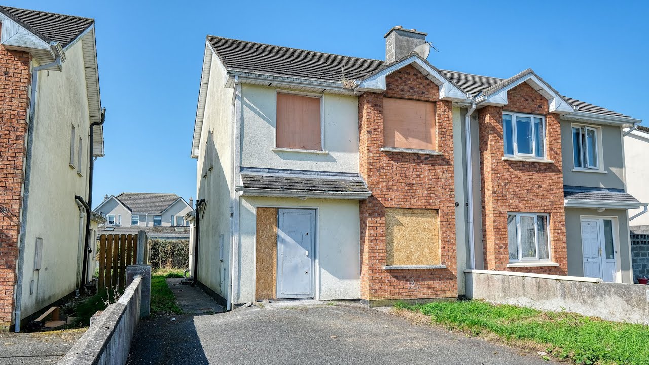 15 Shannon Park - Edgeworthstown, Co. Longford - Warts and All tour
