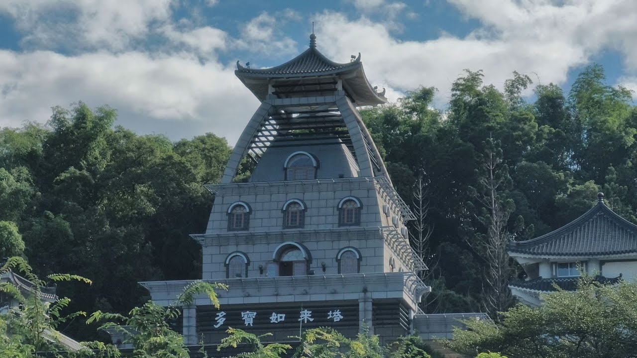 佛寺巡禮 一個具有日式禪風建築的佛寺道場 遠離塵囂身心放鬆 南投白毫禪寺
