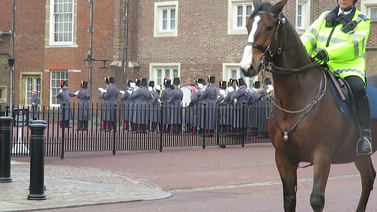 2018 11 05 Guards Dismount RCA Band St James Palace