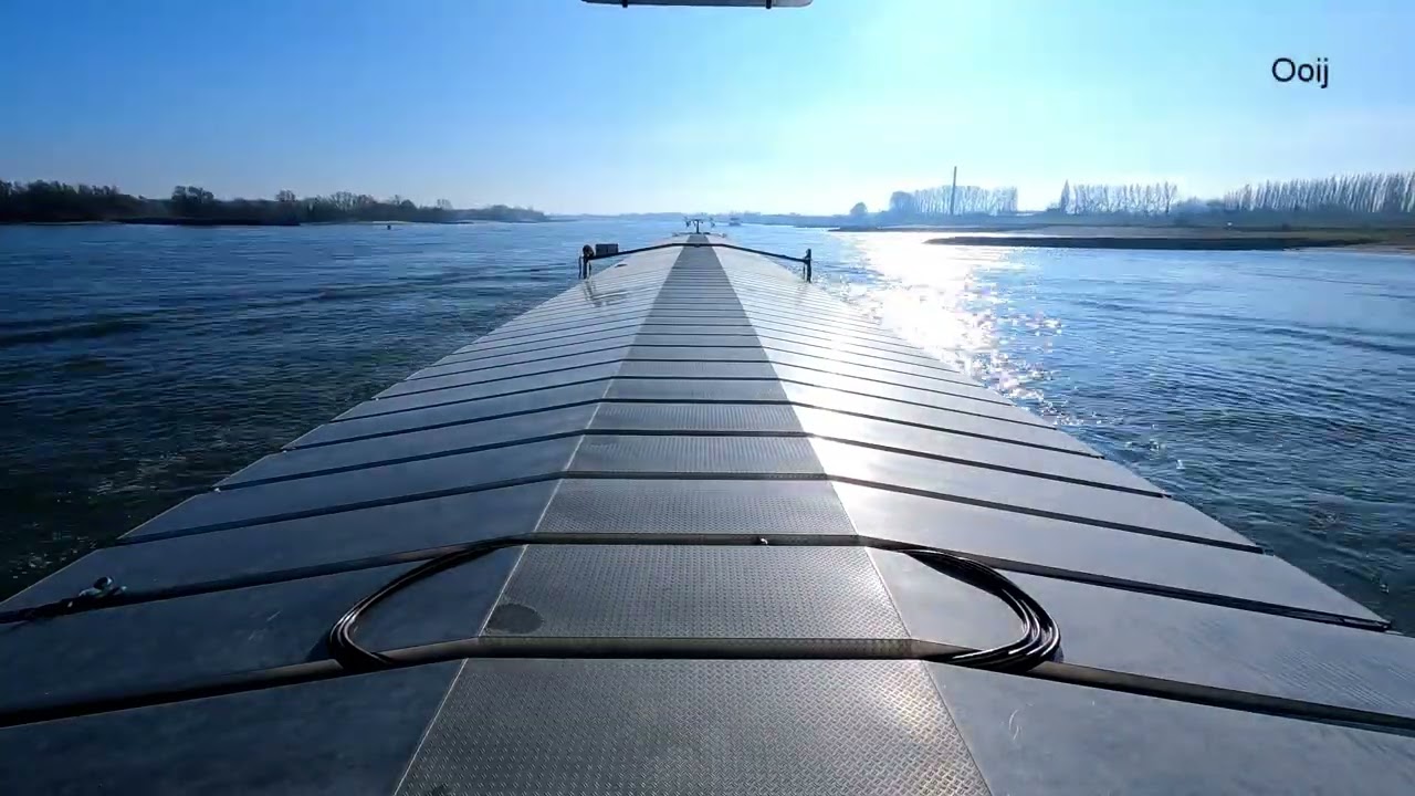 Vaart van Herwijnen naar Duisburg Hochfeld.