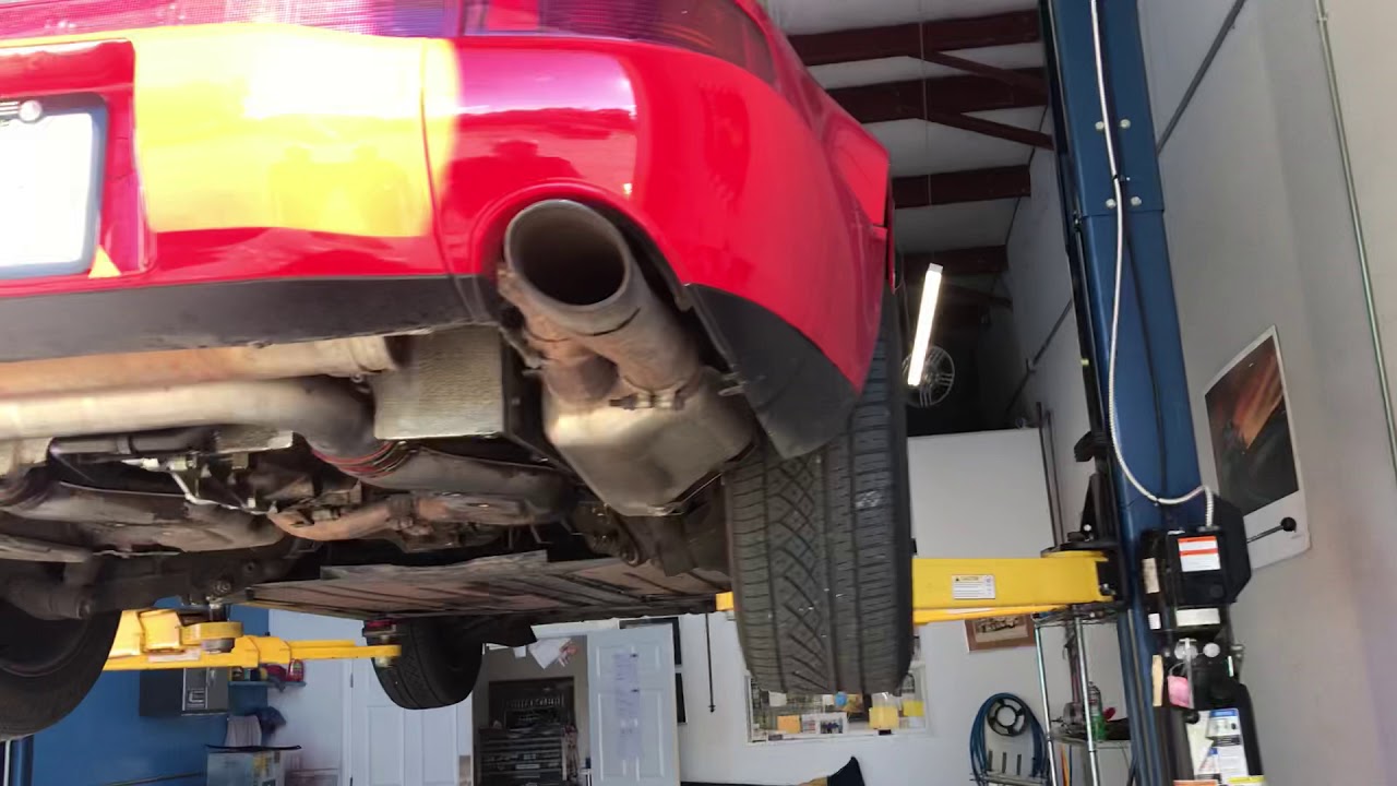 Porsche 964 Underside Inspection