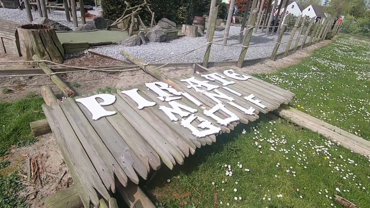 [Sunparks Oostduinkerke] Deze minigolf is vuil, rot en ronduit gevaarlijk