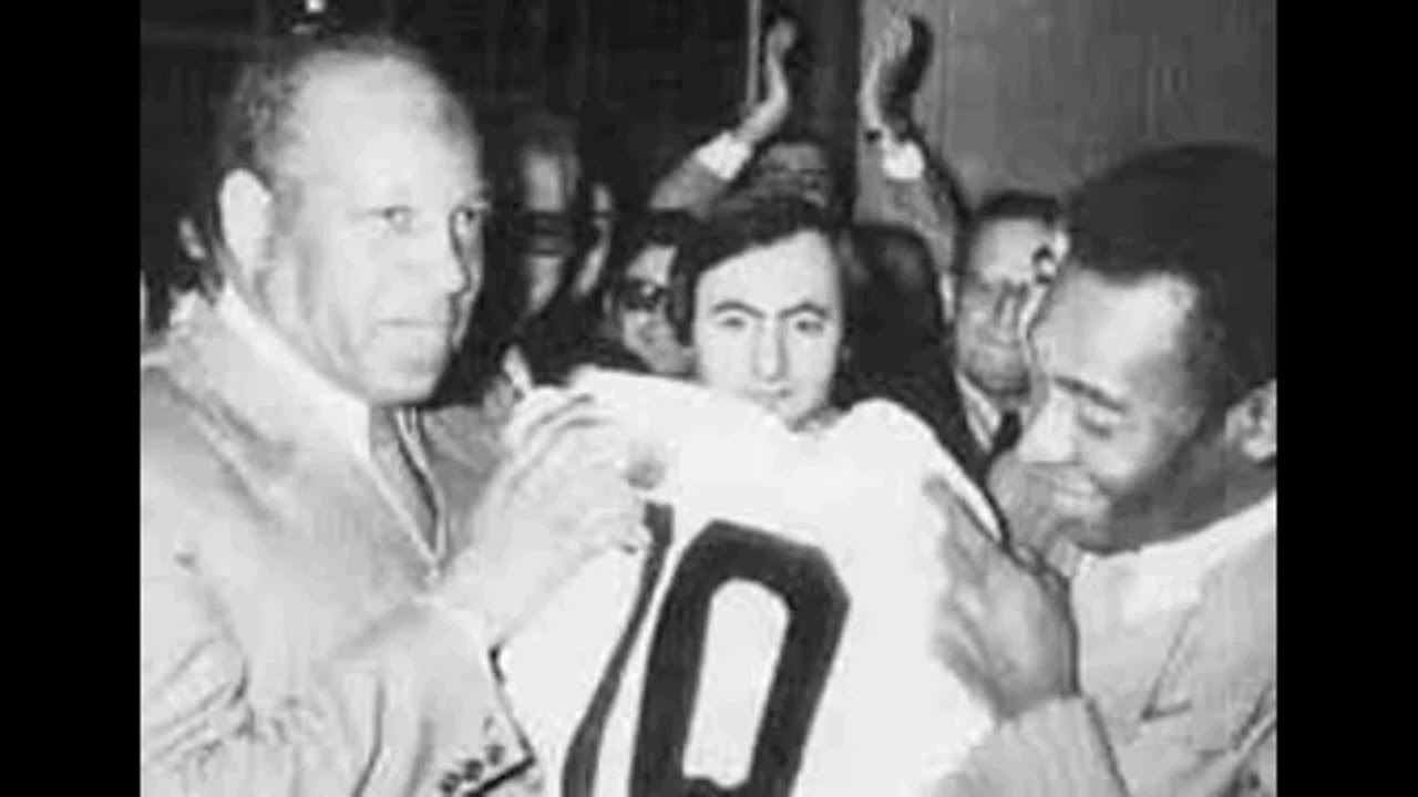 BIEN AVANT PELE ET MARADONA  LA LEGENDE LARBI BEN BAREK