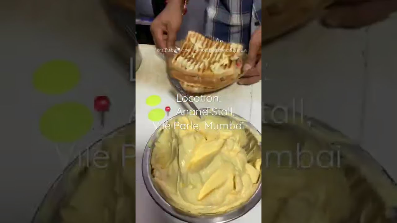 Cheesy Bombay Sandwich.from Anand Stall, Mumbai #Shorts #Youtubeshorts #Foodmaniacindia #Mumbai