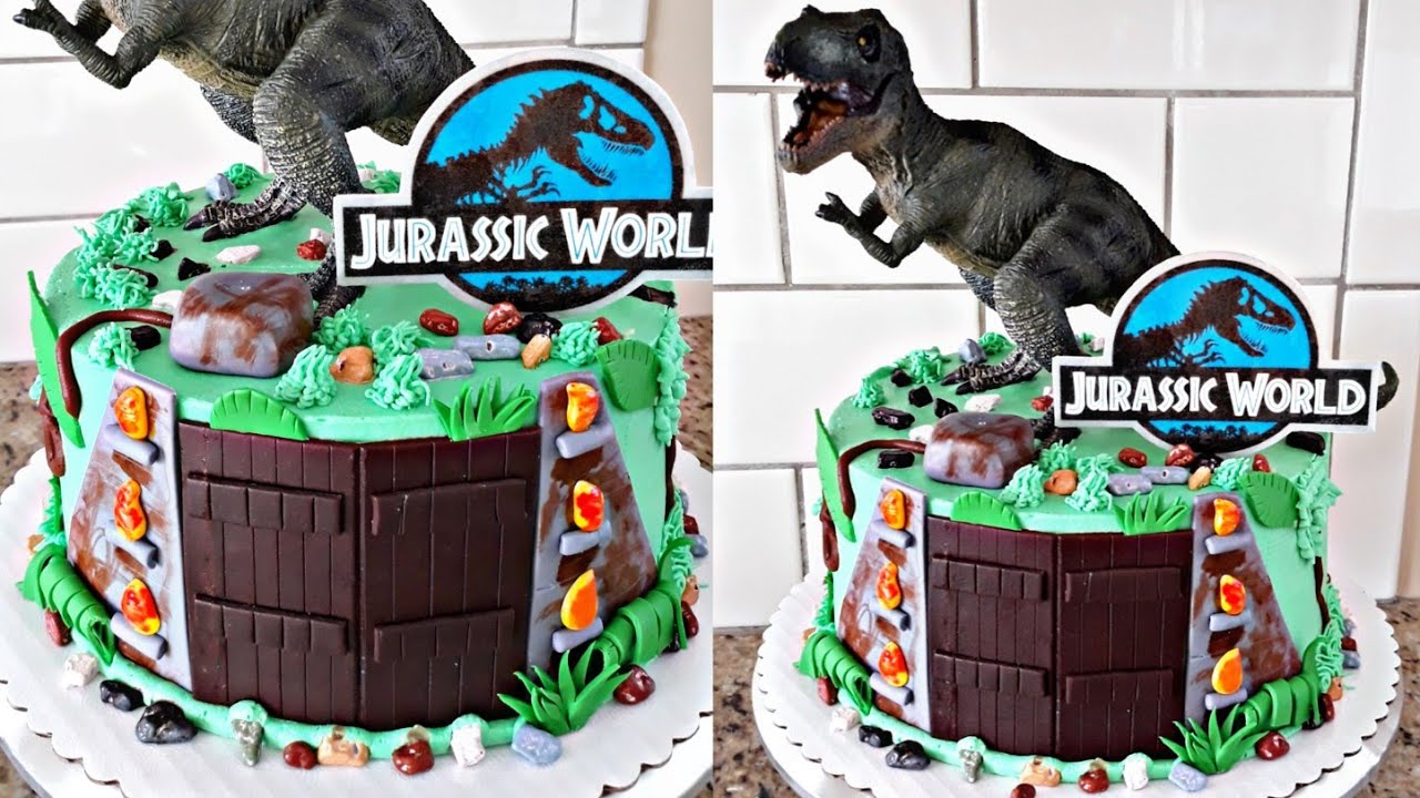 Pastel De Dinosaurio En Chantilly Y Detalles En Fondant