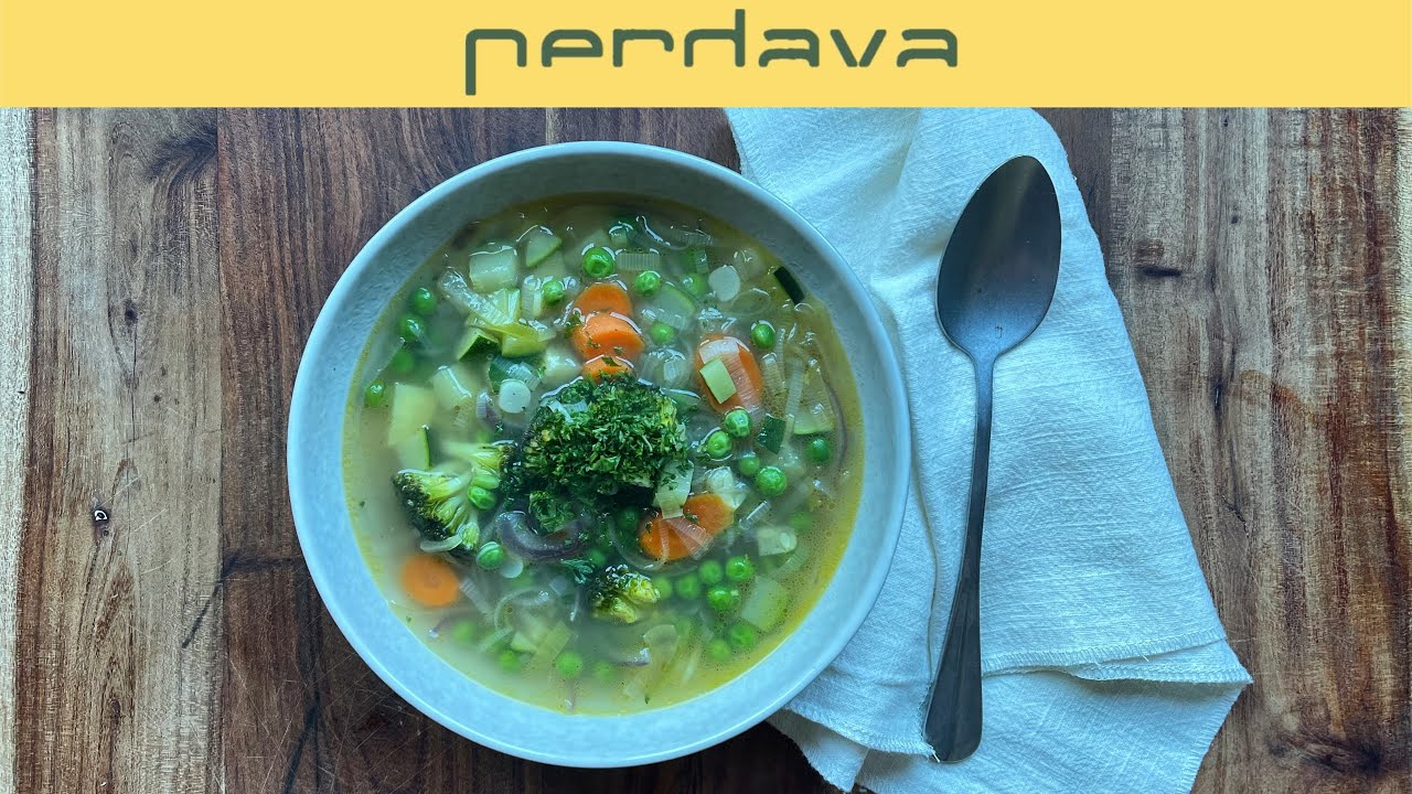 🌸 Bunte Fr&uuml;hlingssuppe mit St&uuml;ckchen &ndash; leicht, aromatisch & voller Gem&uuml;se!