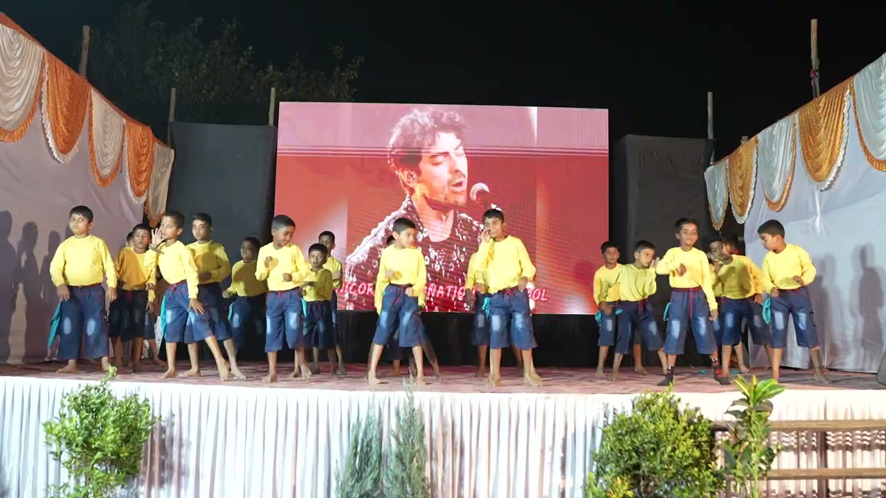 CLASS 2 DANCE PERFORMANCE