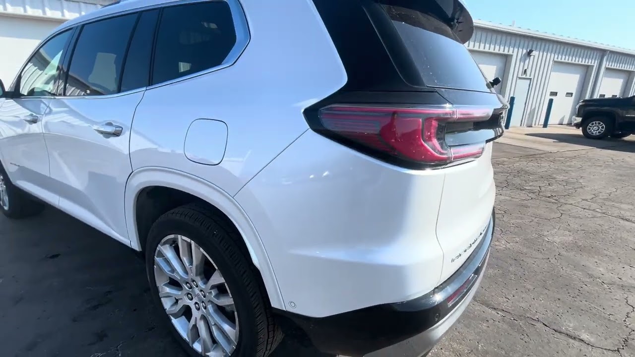 ZC25761 2024 GMC ACADIA DENALI
