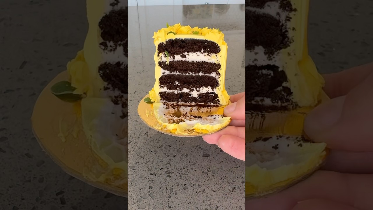 Making mini cakes out of oreo cakesters!! 🥹🤏 #cake #cakedecorating #mini #minifood
