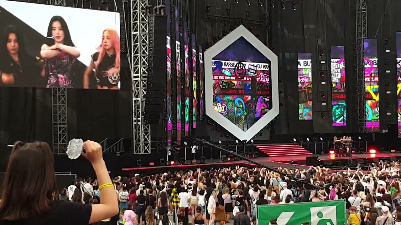 (G)I-DLE - Tomboy live Day 2 @kpopflex8948