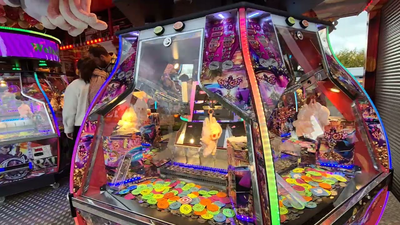 Halloween Kermis Enschede 2025 (Loop View)