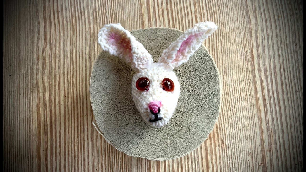 Funny Klorolle DECO  4  HASE   #häkeln #petraperle #häkelanleitung #decoration #deco  #diy#crochet