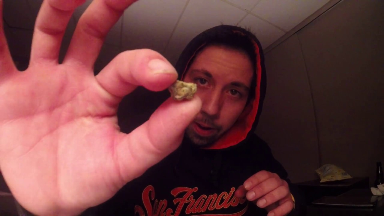 How To Roll A Skimpy .1 Spliff