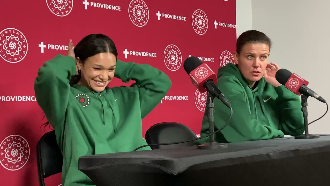 Sophia Smith & Christine Sinclair