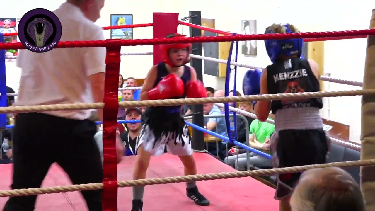 Rogan Harris (Mynydd Cynffig ABC) vs Kenzie Jenkins (Pantside ABC) 32 kg Skills bout, 30/10/24