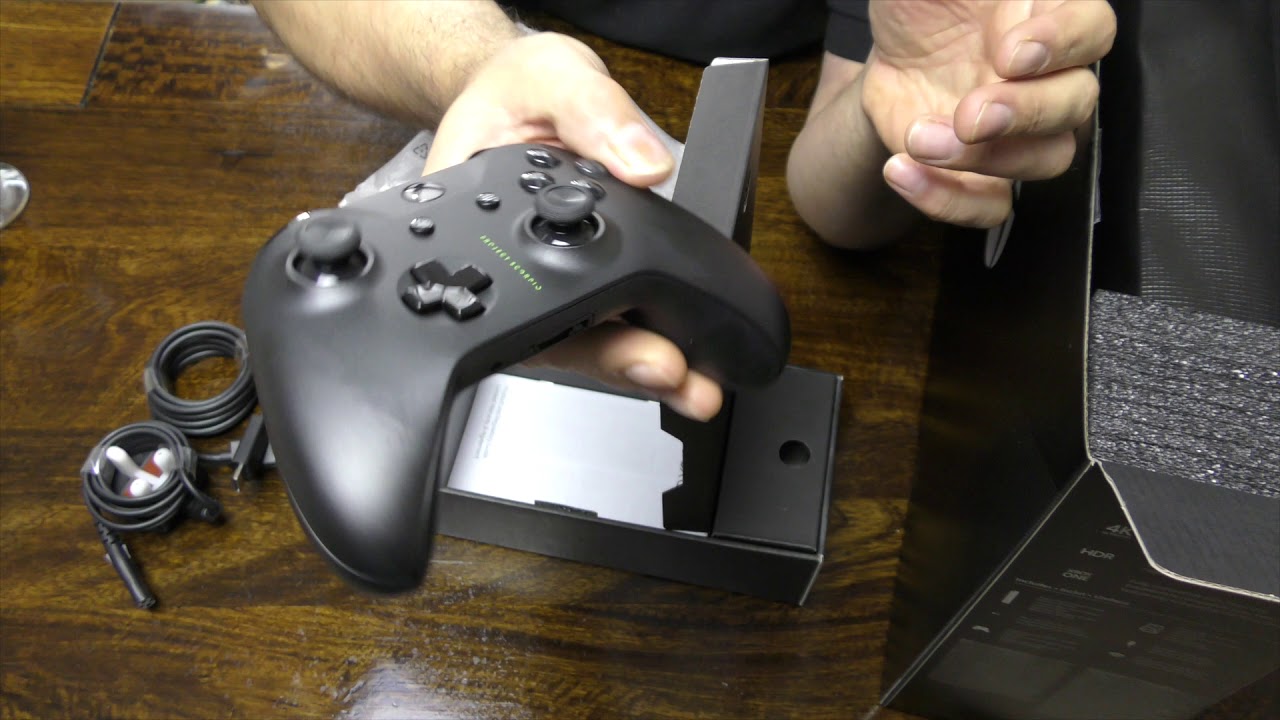 Unboxing-Rozpakowanie Xbox One X Project Scorpio