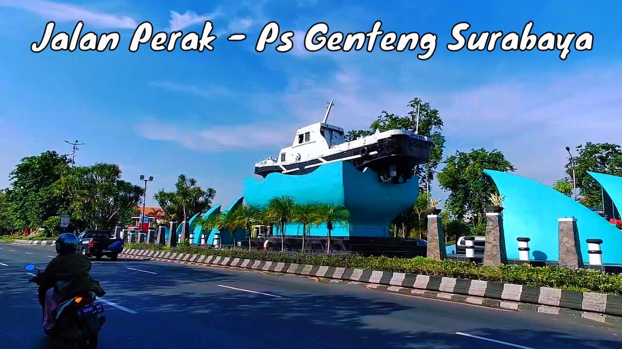 Surabaya, Indonesia - The Most Exciting Riding Tour from Tanjung Perak to Pasar Genteng!