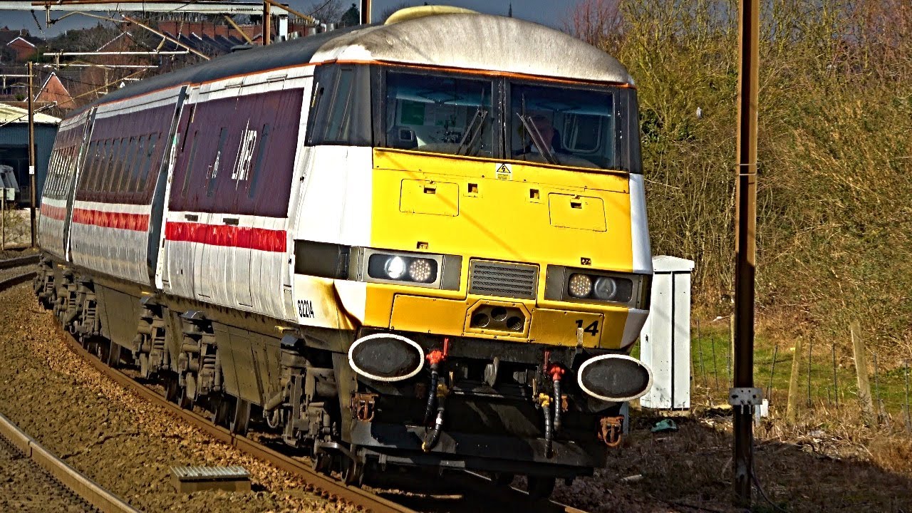Trains at Grantham Station, ECML - 13/03/25