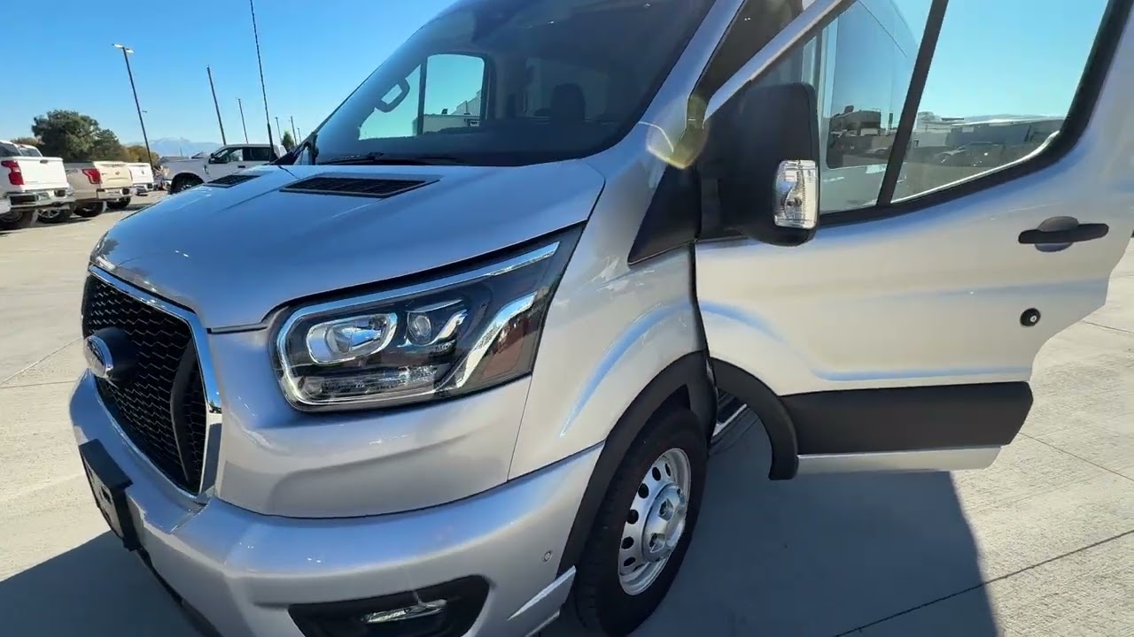 2023 Ford Transit Medium Roof 15 Pass AWD #A65451