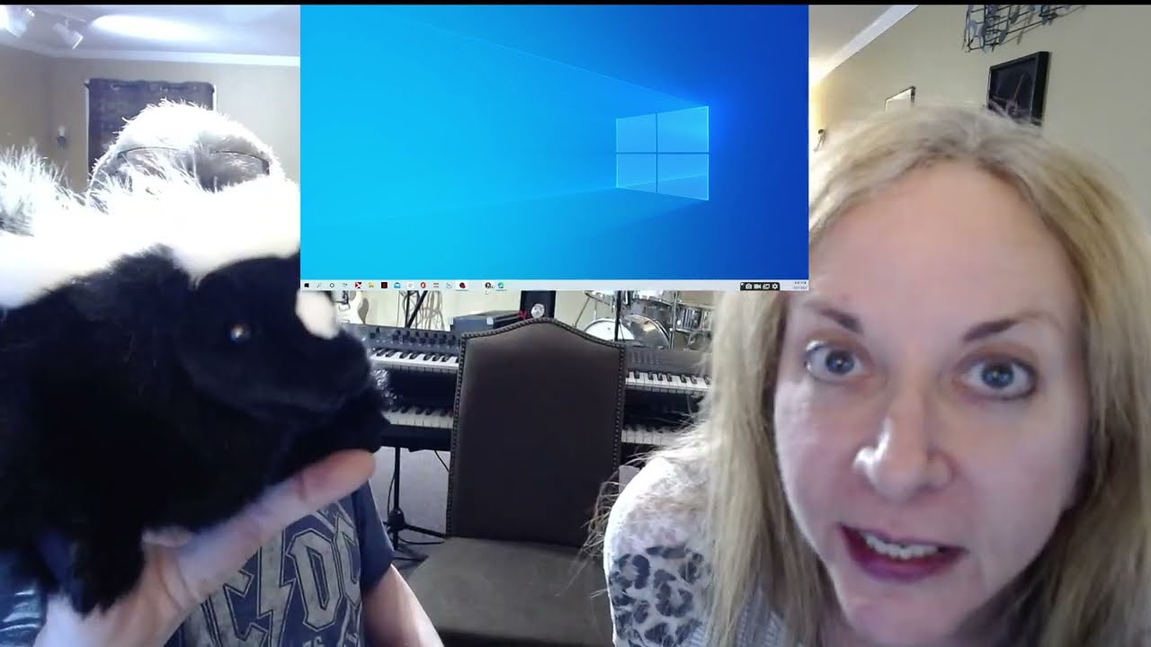 Marko Hietala Reaction The Voice of my Father skunk puppet debut