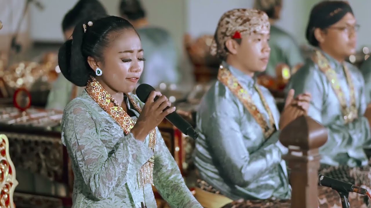 Ladrang Asmarandhana oleh UKM Swagayugama