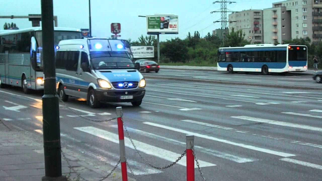 [ALARMOWO] Kolumna OPP Krak&oacute;w z kibicami Wisły Płock