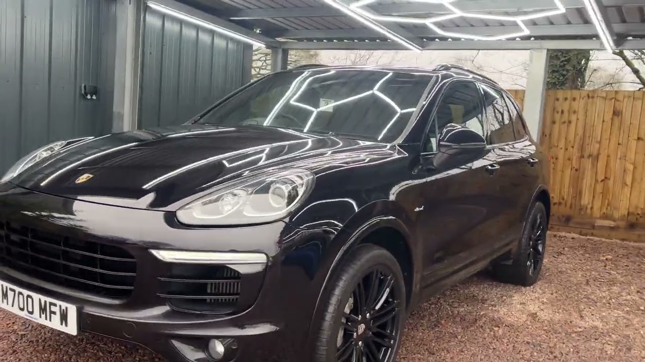 Porsche Cheyenne S M700 MFW