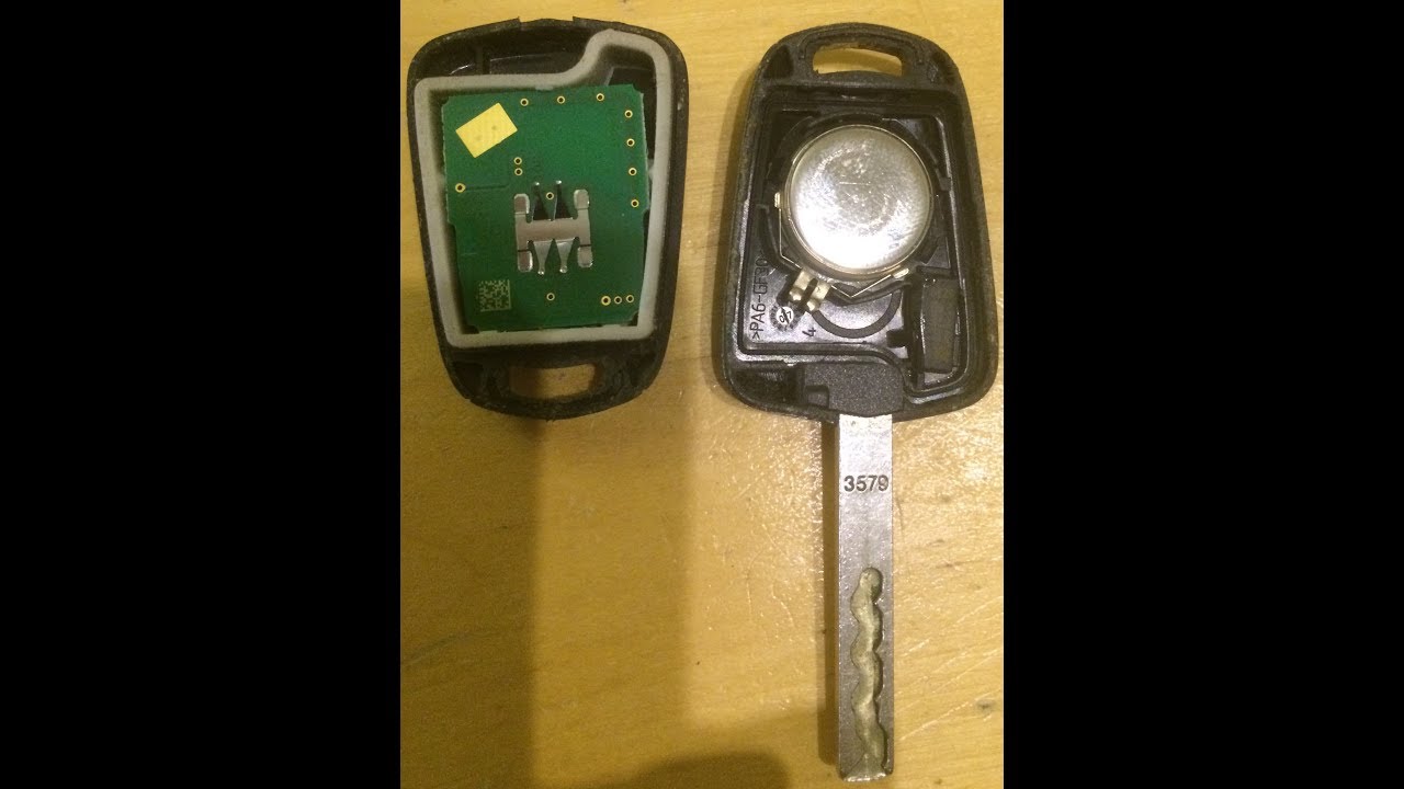 Vauxhall Meriva - changing the Key Fob battery