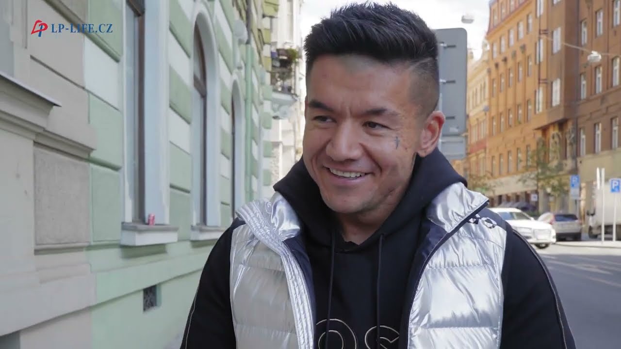 Rapper Raego: Za svůj život jsem moc žen nezažil, styděl jsem se svléknout si i tričko
