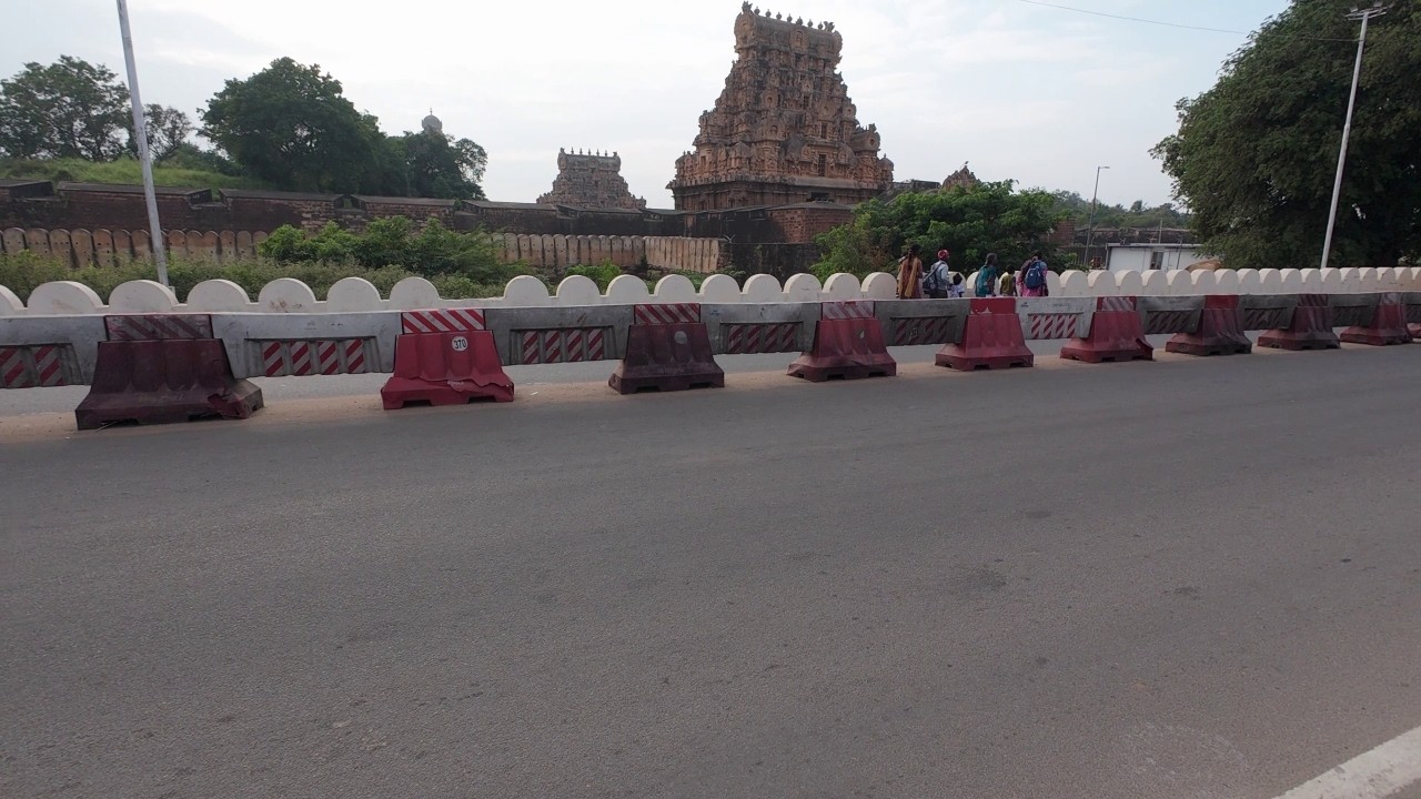 Thanjavur (Tanjore), Tamil Nadu | Walk to Brihadisvara Temple | India 🇮🇳 4K