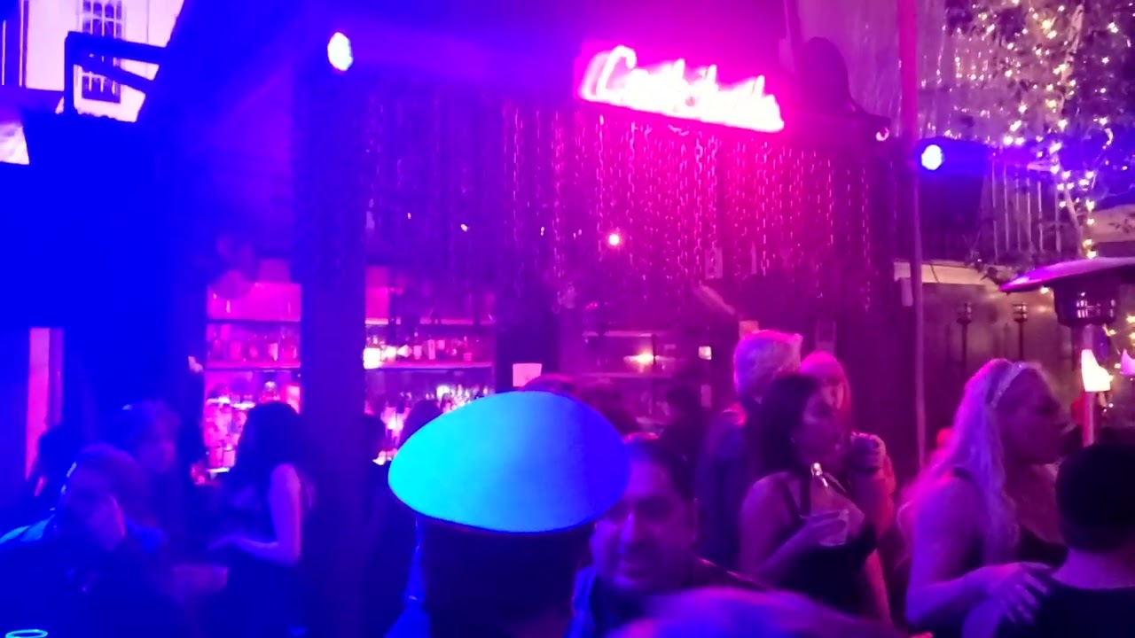A walk thru Bar Sinister, Hollywood