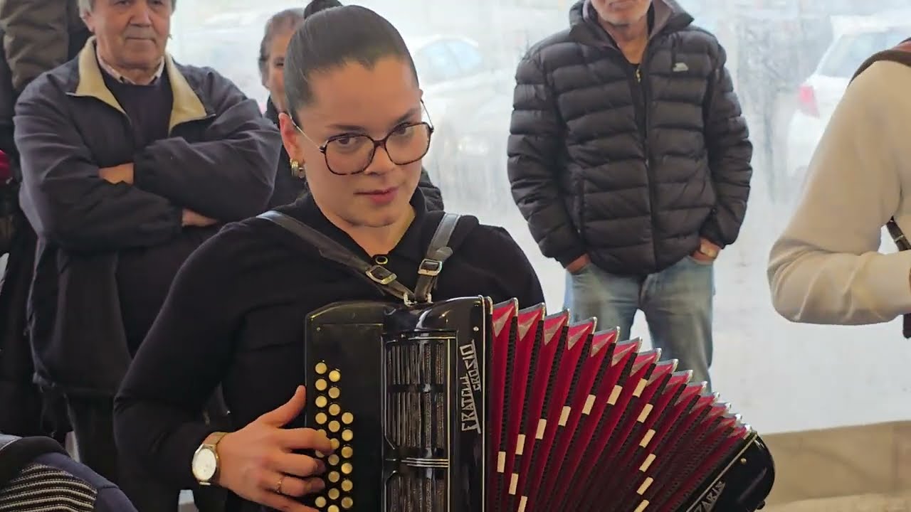 A RAINHA  DA CONCERTINA NA CAPITAL DO VIRA, DOMINGO 25 DE JANEIRO 2026,GOSTOU SUBSCREVA O CANAL 