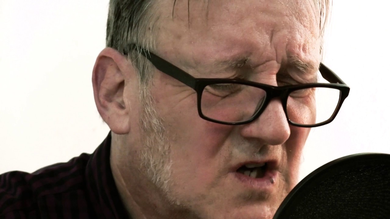 Stuart Moxham - Shark Attacks (Froggy's Session)