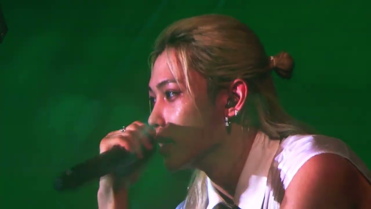 social path #Straykids #dominate