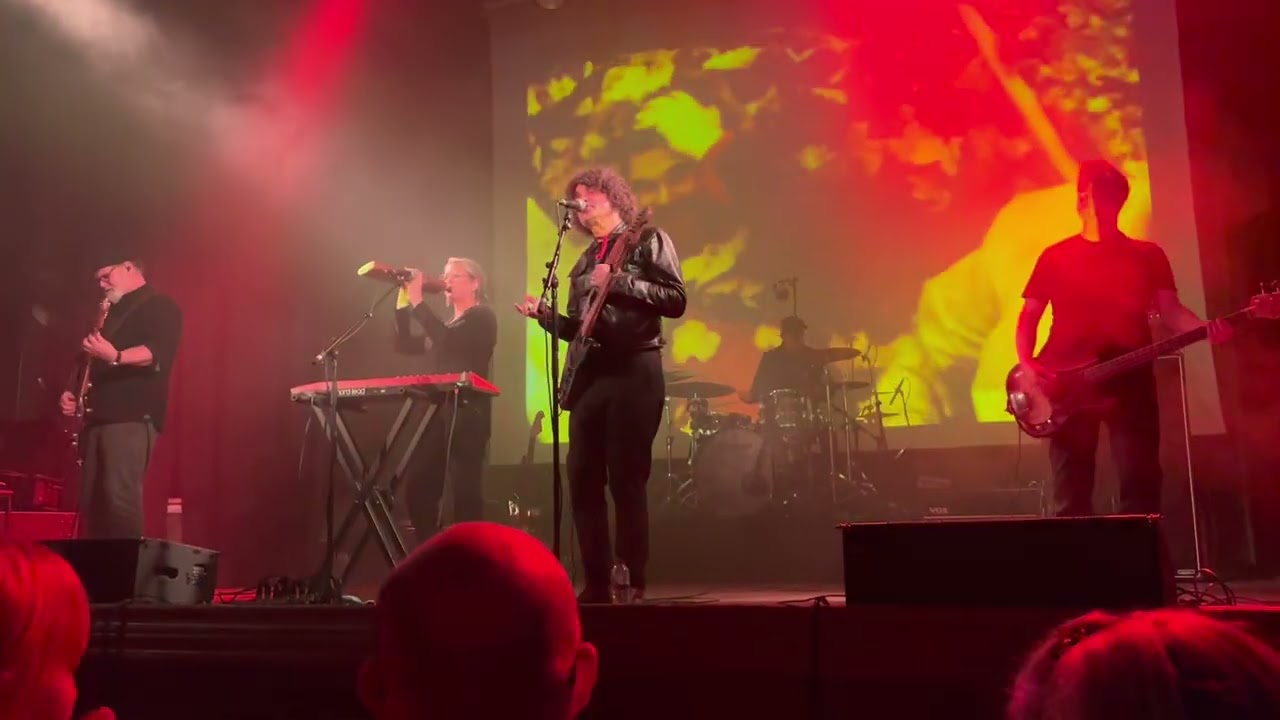 The Wannadies - You & Me Song - Live at Islington Assembly Hall - 3rd November 2022